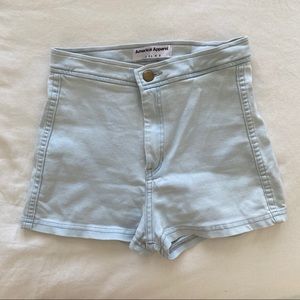Light wash tap shorts